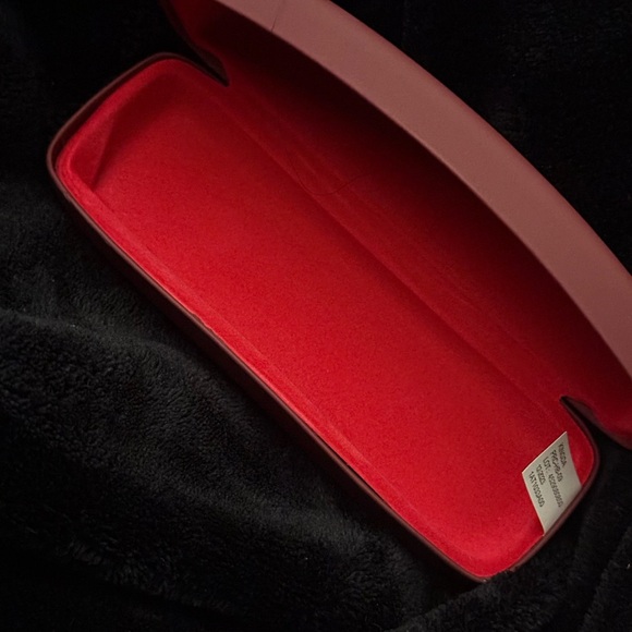 Ray-Ban Pink Eyewear Case - Picture 7 of 11